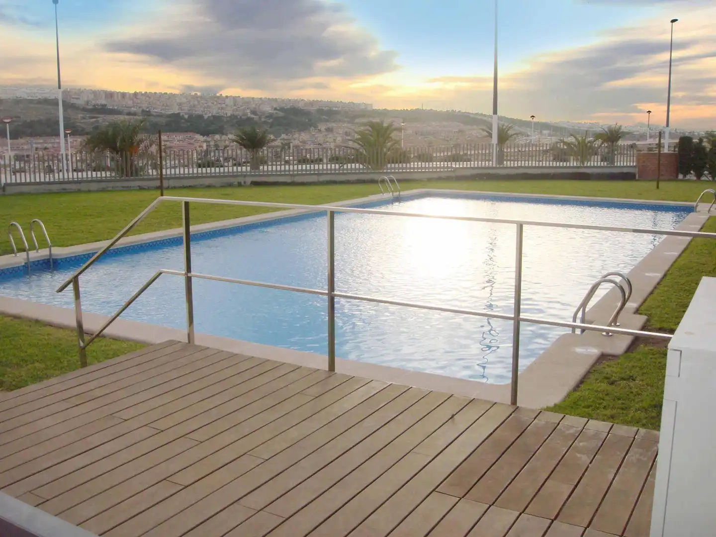 Piscina de Piso en venta en Elche / Elx con Aire acondicionado, Calefacción y Terraza