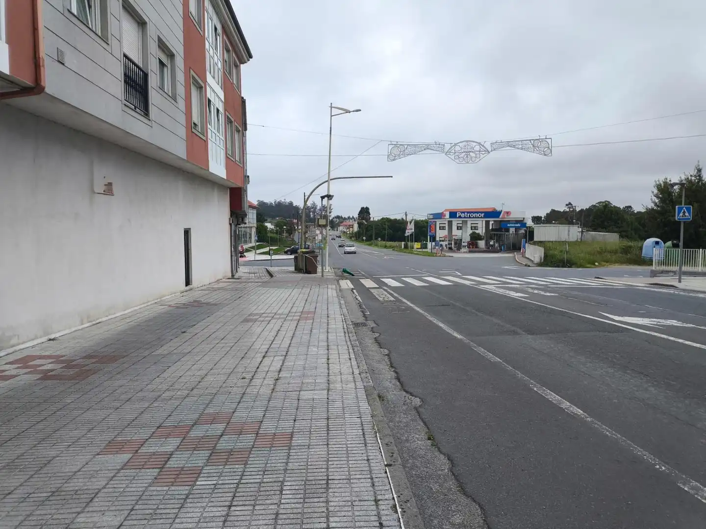 Local comercial en venda a Avenida Bergantiños