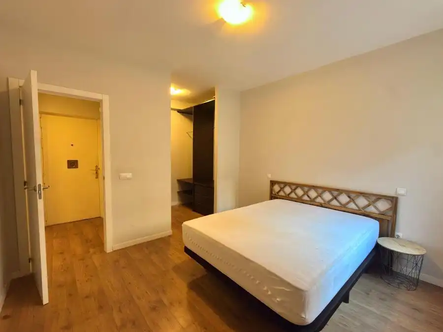 Bedroom of Flat for sale in Chamberí