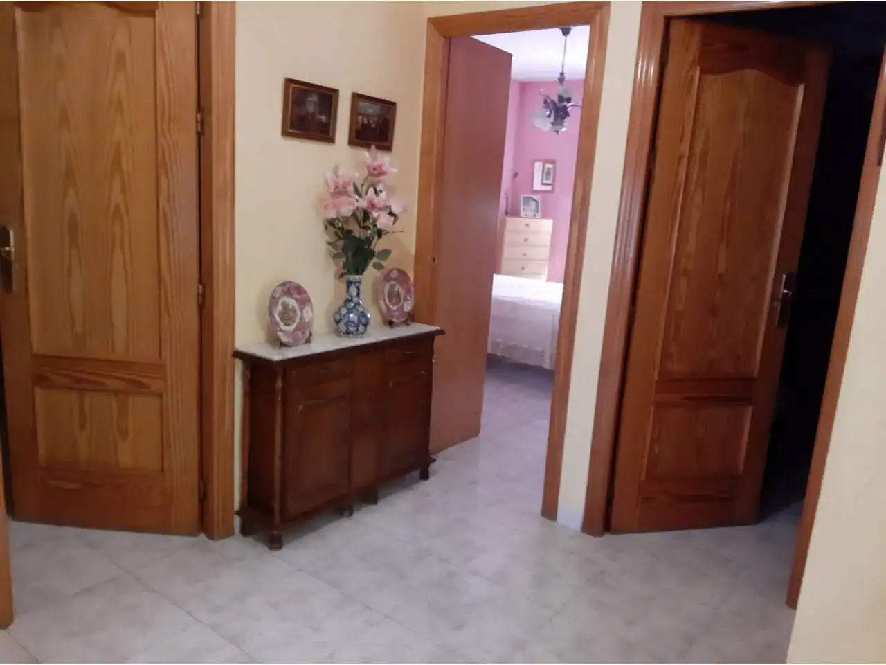 Casa o xalet en venda en Baza amb Calefacció, Terrassa i Moblat