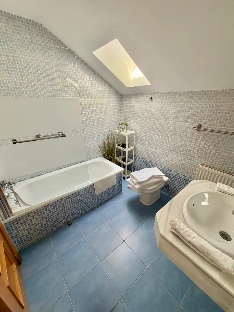 Baño de Ático en venta en Rivas-Vaciamadrid con Aire acondicionado, Calefacción y Terraza