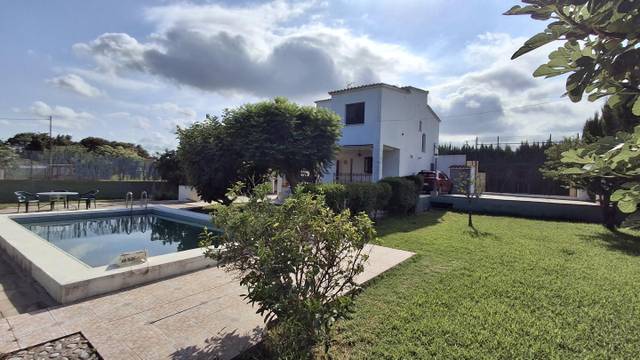 Casa-chalet en Venta en Camí de la Donació en El Grao