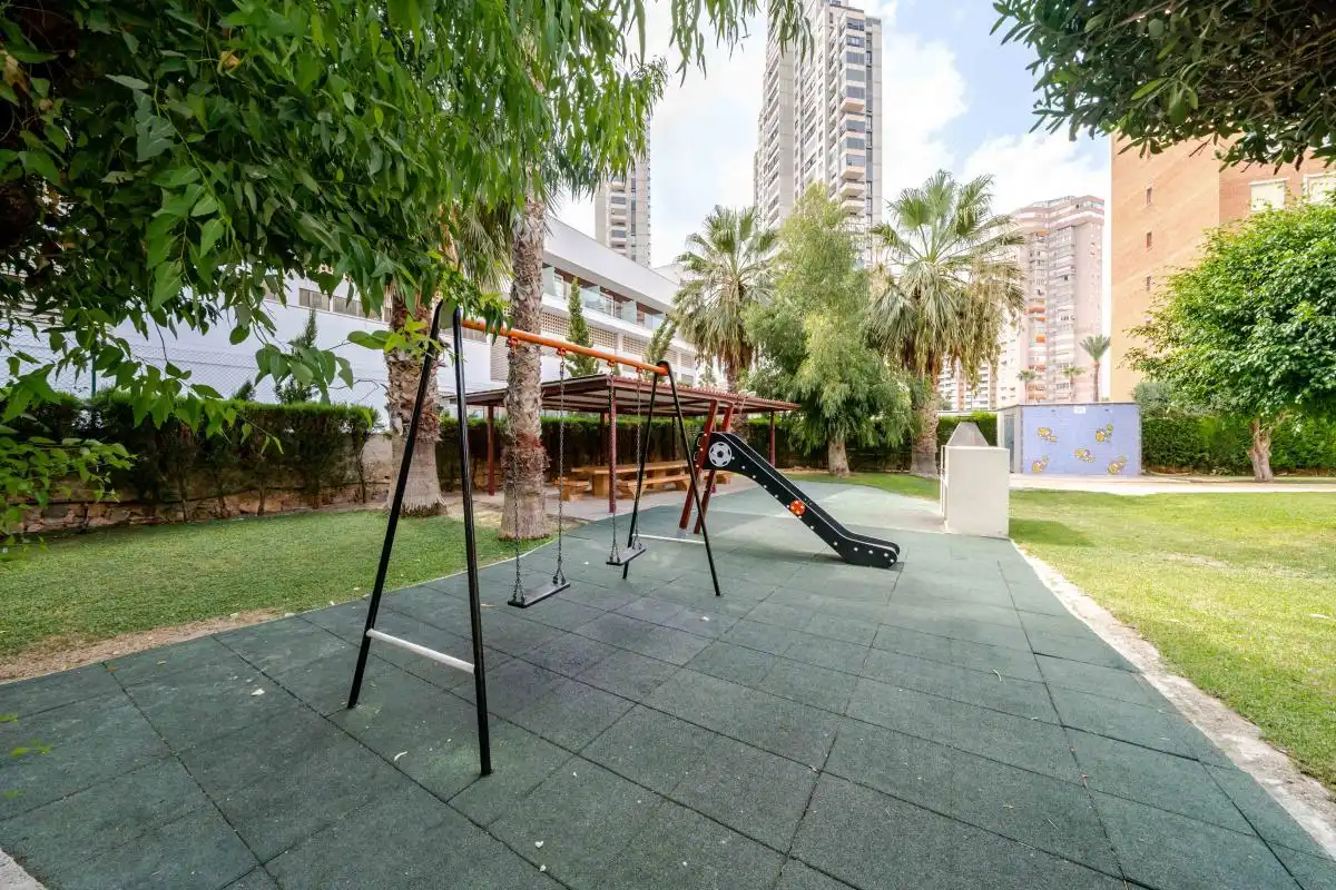 Terraza de Piso en venta en Benidorm con Aire acondicionado, Calefacción y Jardín privado