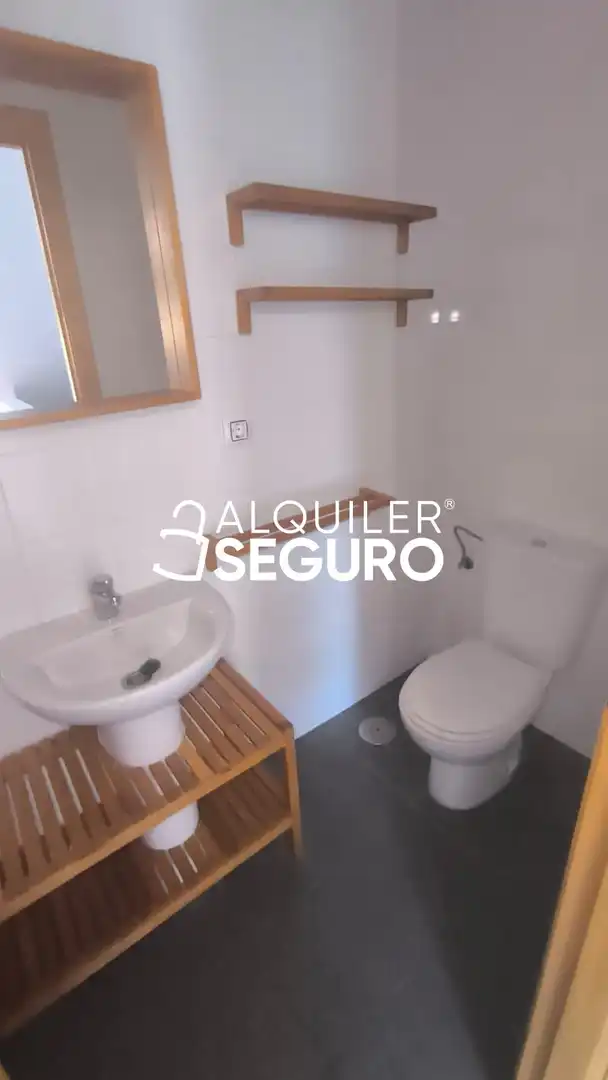 Baño de Casa o chalet de alquiler en Gelves con Aire acondicionado