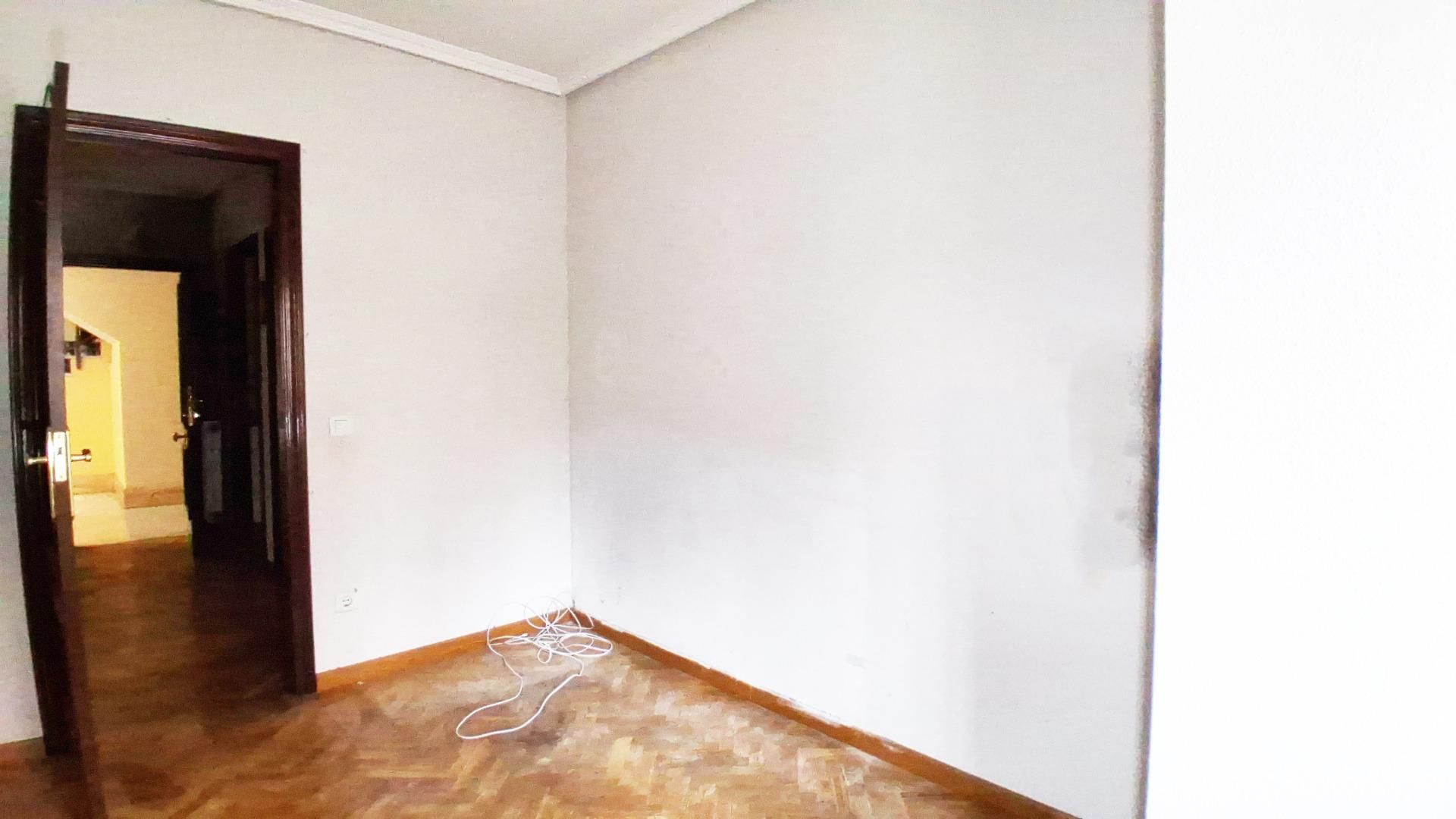 Dormitori de Planta baixa en venda en Salamanca Capital amb Calefacció