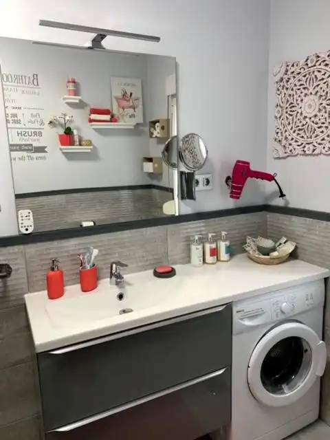 Badezimmer von Wohnung zur Miete in León Capital  mit Terrasse und Möbliert