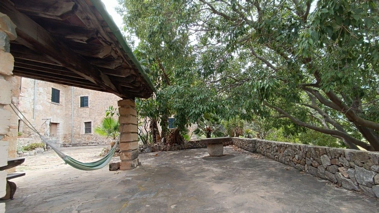 Terrace of Houses for sale in Estellencs