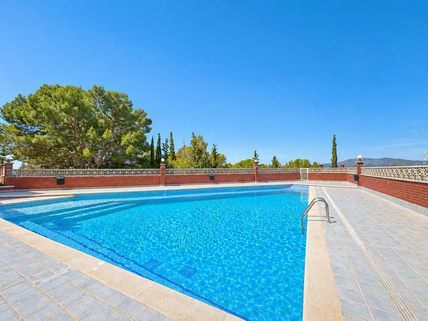 Swimming pool of Flat for sale in Sant Pere de Ribes  with Air Conditioner, Heating and Private garden