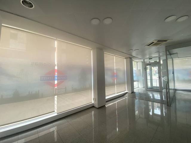 Local comercial en Alquiler en manuel azaña, 42 en Parquesol