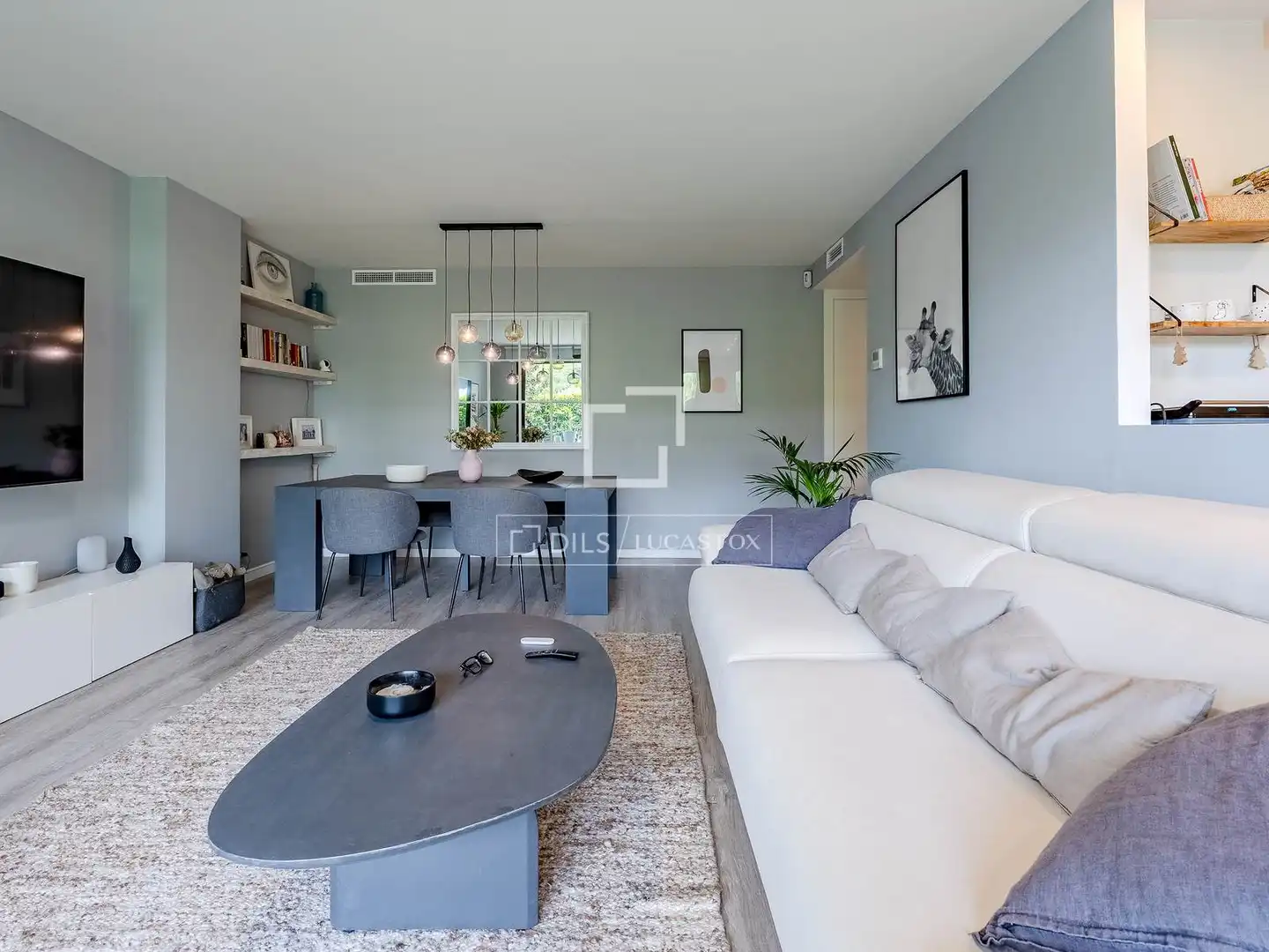 Sala d'estar de Pis en venda en Sant Just Desvern amb Aire condicionat, Jardí privat i Parquet
