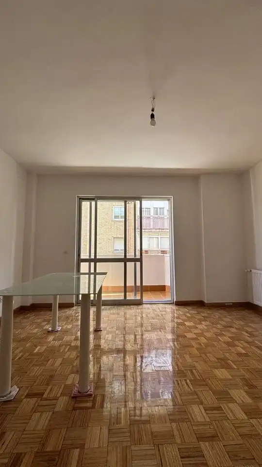 Terrassa de Pis en venda en Guadalajara Capital amb Parquet i Terrassa