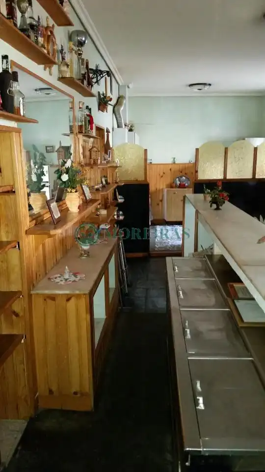 Cuina de Casa adosada en venda en Ourense Capital  amb Calefacció, Traster i Balcó