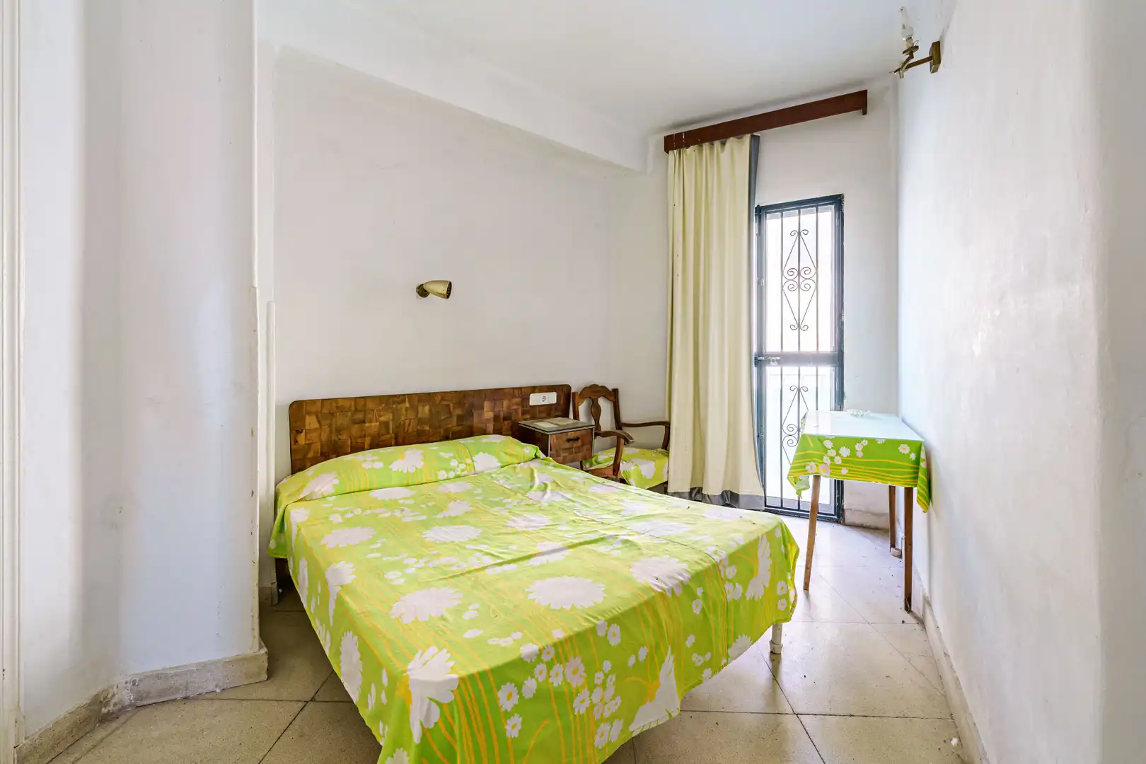 Bedroom of Buildings for sale in Torremolinos