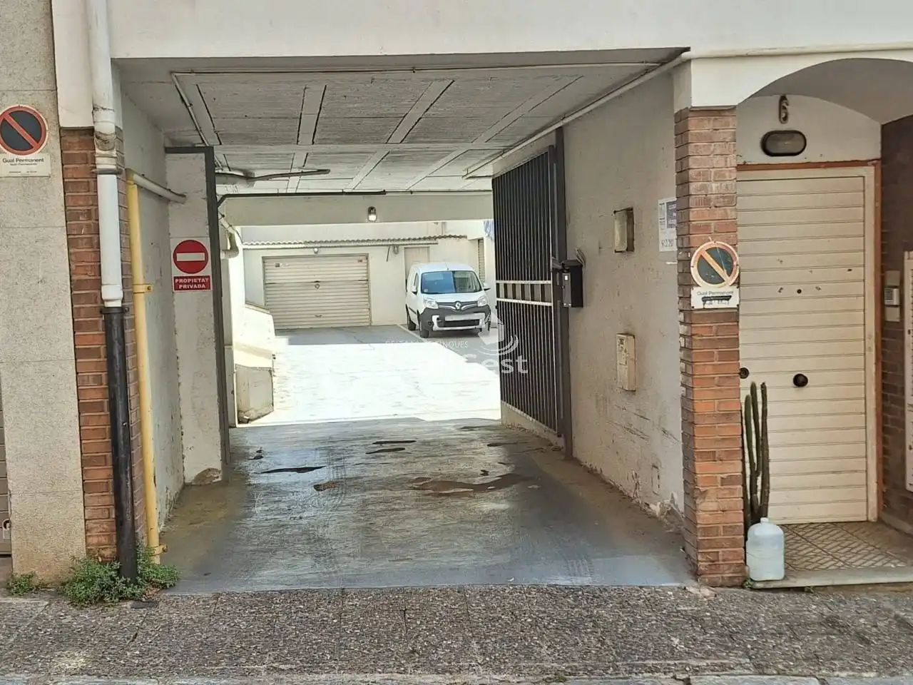 Einzelparkplatz zur Miete in Calle Isabel ´la Catòlica´, imagen 2