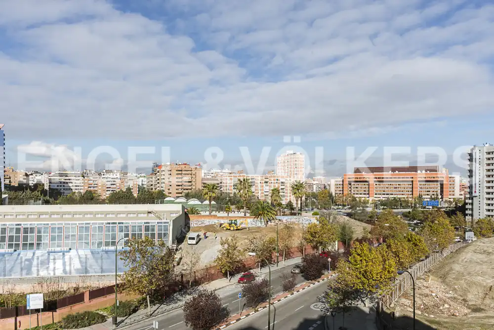 Außenansicht von Wohnung zur Miete in Madrid mit Heizung, Möbliert und Balkon