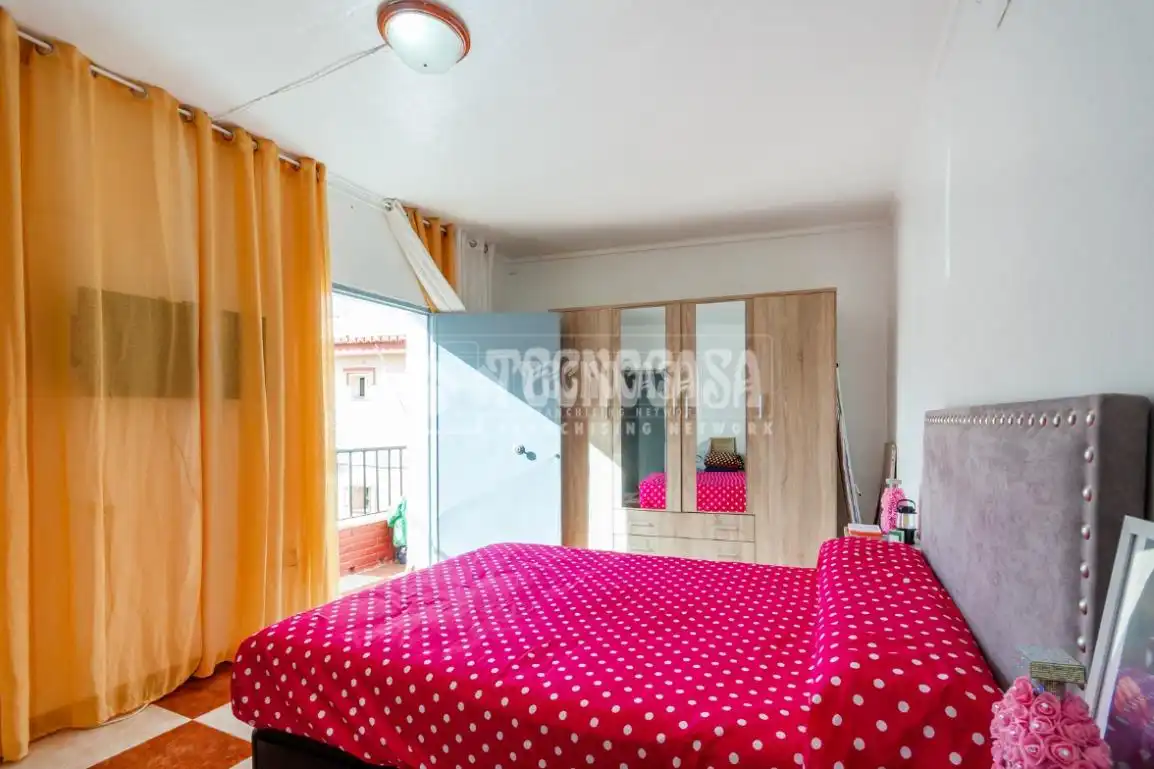 Dormitori de Casa o xalet en venda en Vélez-Málaga amb Terrassa i Balcó