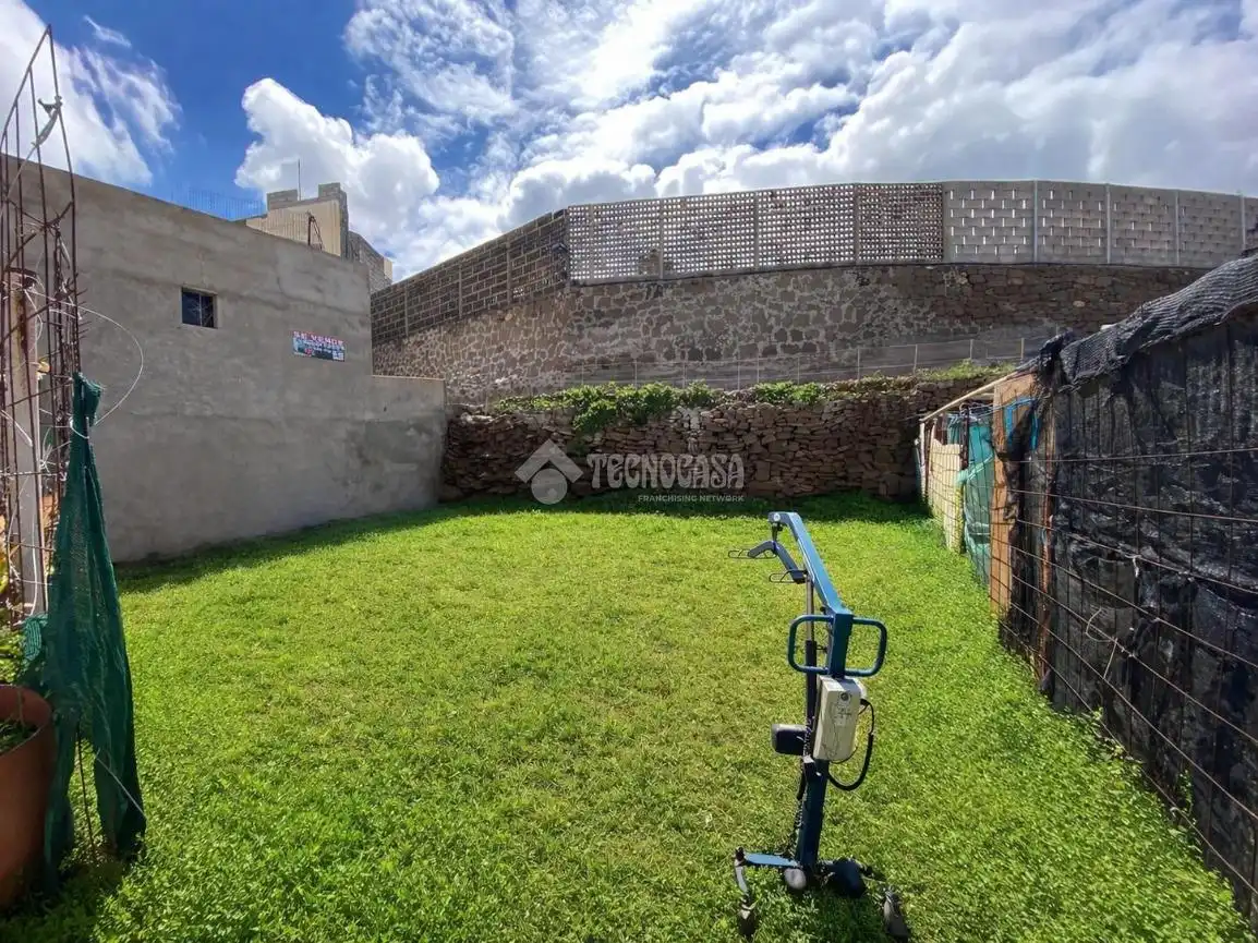 Land for sale in Gáldar