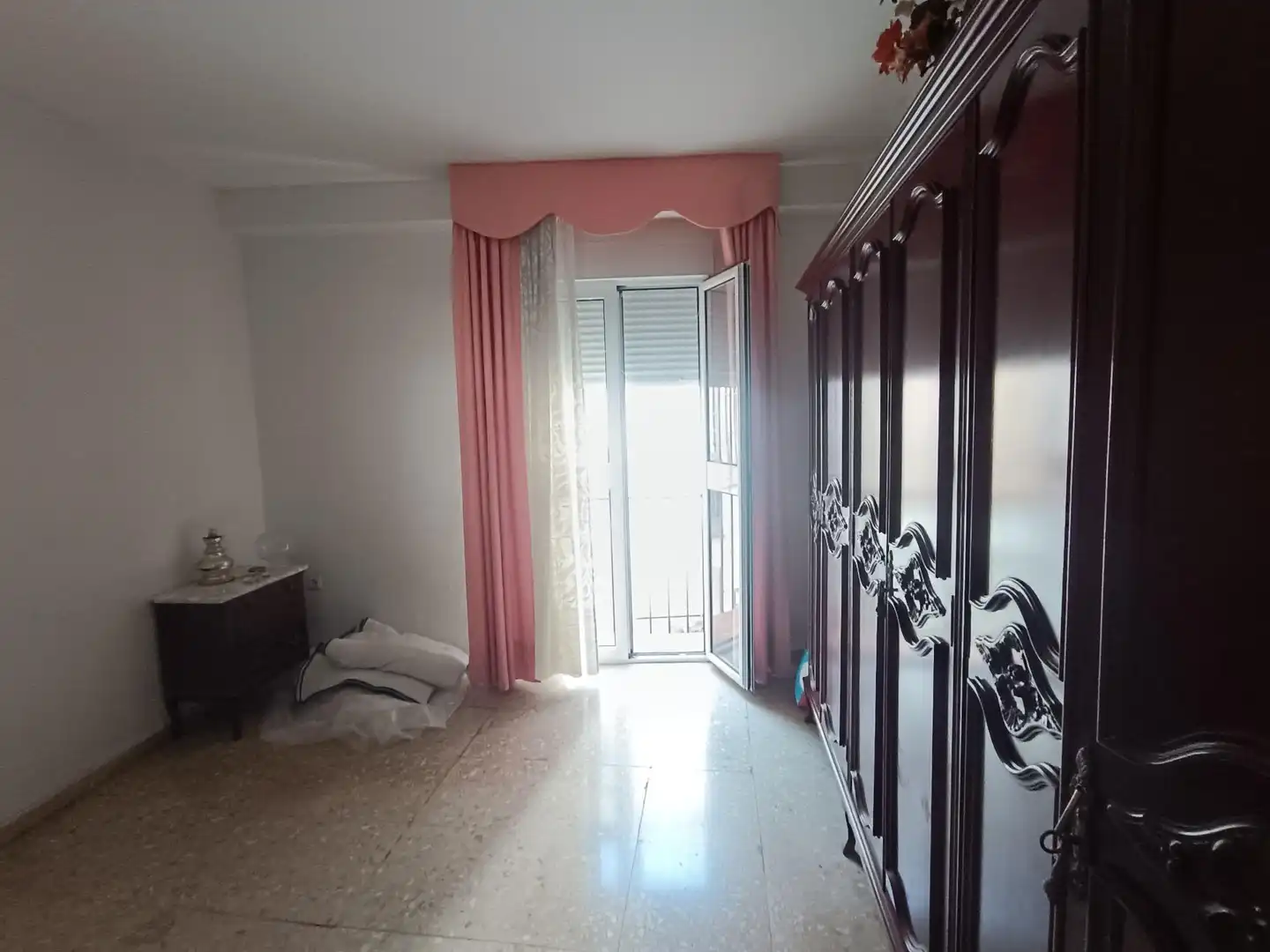 Dormitori de Pis en venda en Córdoba amb Balcó