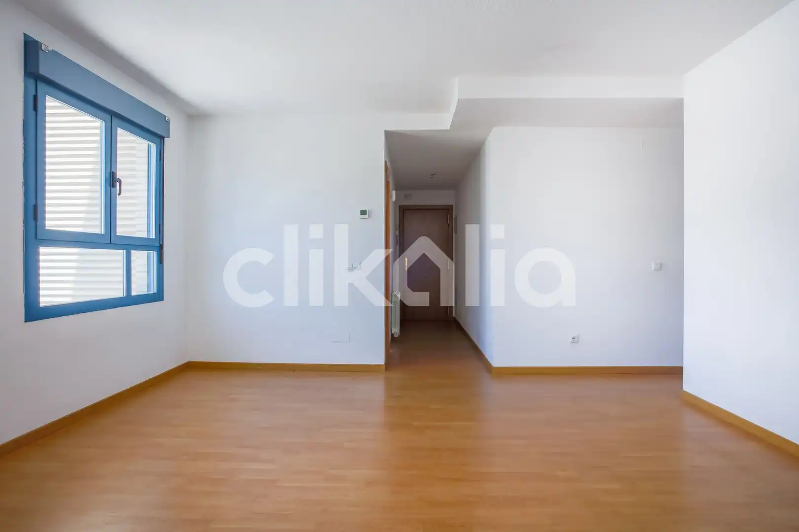 Piso en venta en Madrid con Calefacción, Trastero y Piscina