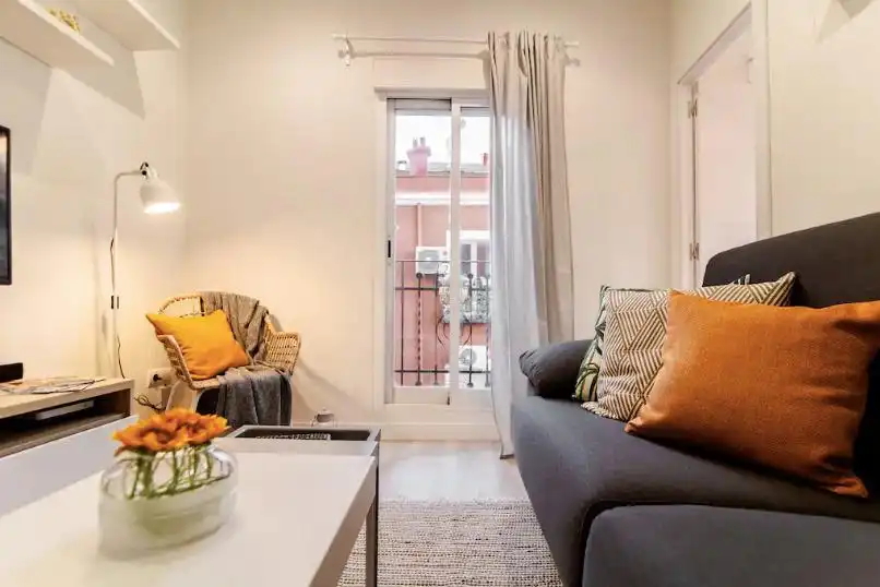 Living room of Apartments for rent in Madrid  with Air Conditioner, Heating and Parquet flooring