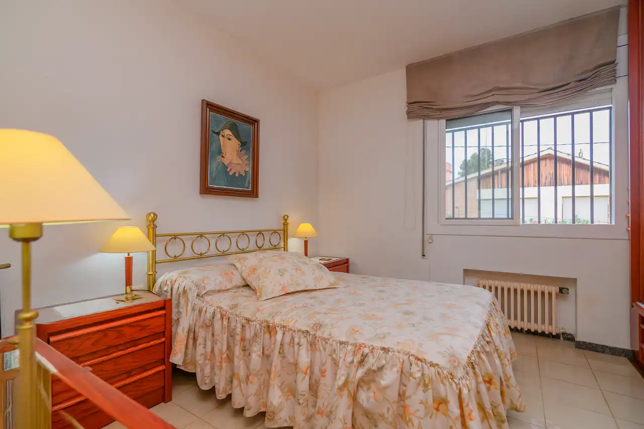 Dormitori de Casa o xalet en venda en Gavà amb Aire condicionat, Calefacció i Terrassa