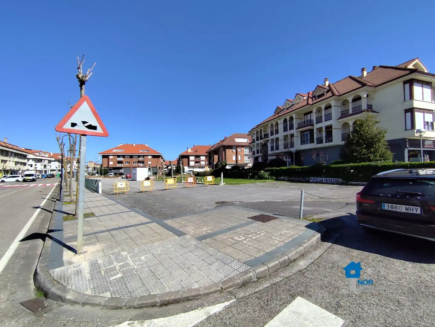 Vista exterior de Pis en venda en Bareyo amb Terrassa