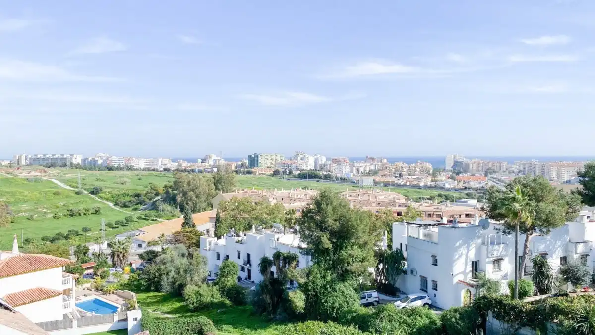 Vista exterior de Casa o chalet en venta en Mijas con Calefacción, Jardín privado y Terraza