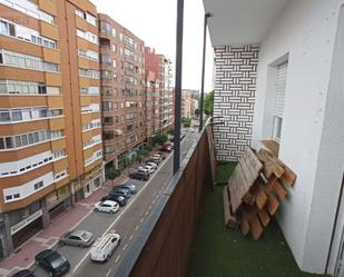 Exterior view of Flat for sale in Valladolid Capital  with Terrace