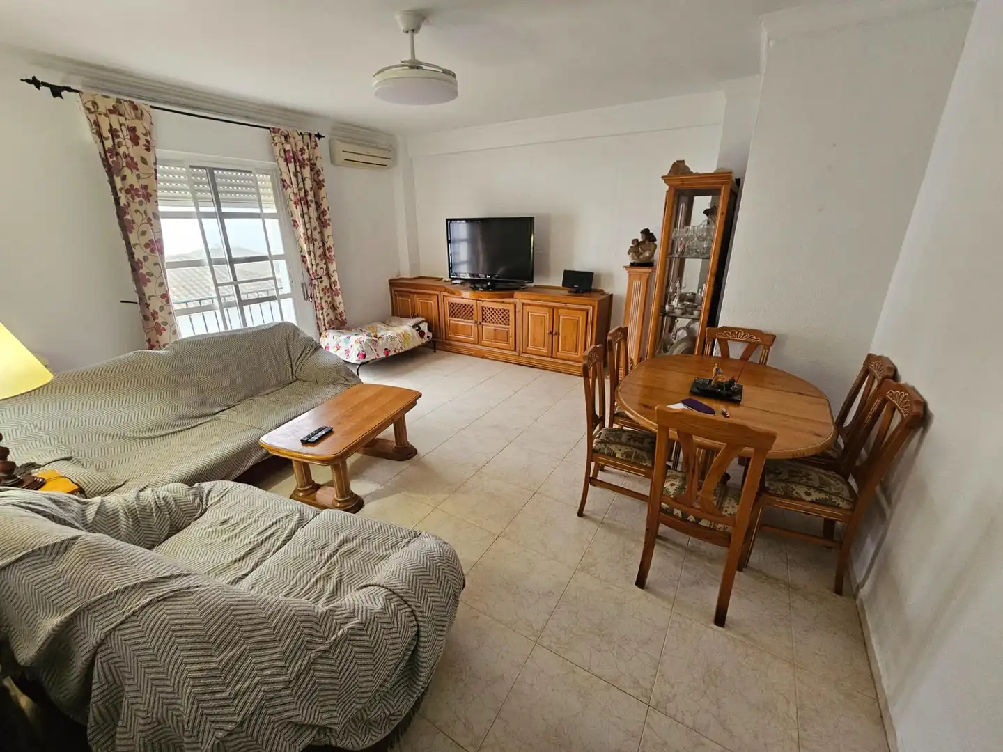 Sala de estar de Piso en venta en Vejer de la Frontera con Amueblado y Balcón