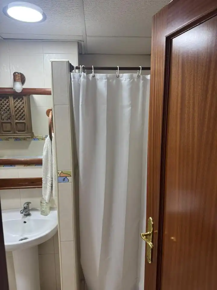 Bany de Pis de lloguer en Melilla