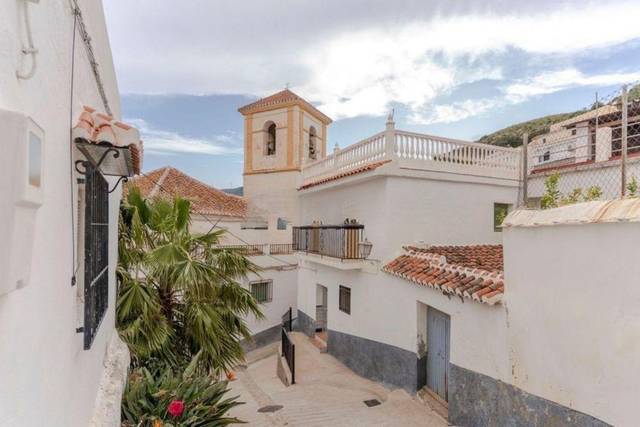 Casa-chalet en Venta en Lújar