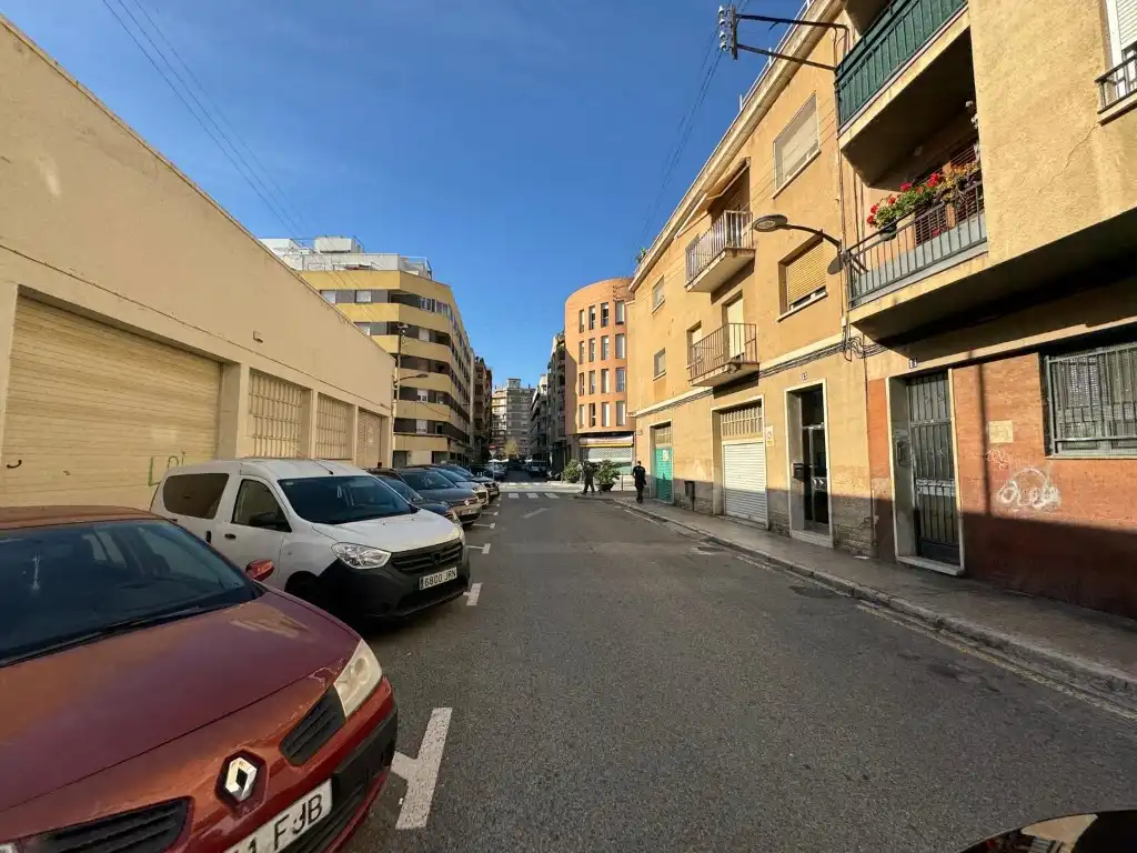 Piso en venta en Calle Eduard Toda