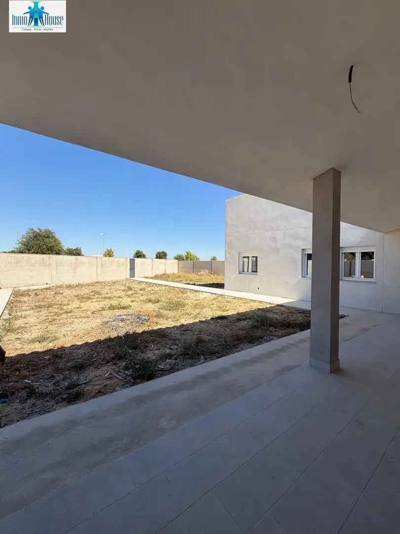 Villa mit Garten zum Verkauf in Pedanías - Extrarradio, imagen 2