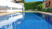 Piscina de Pis en venda en Castellterçol amb Calefacció, Parquet i Terrassa