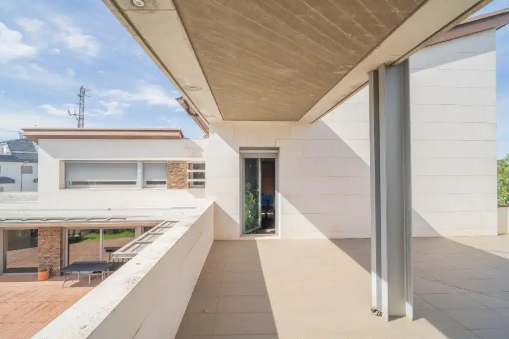 Detached house with terrace for sale in Carrer Monestir de Gualter, imagen 28