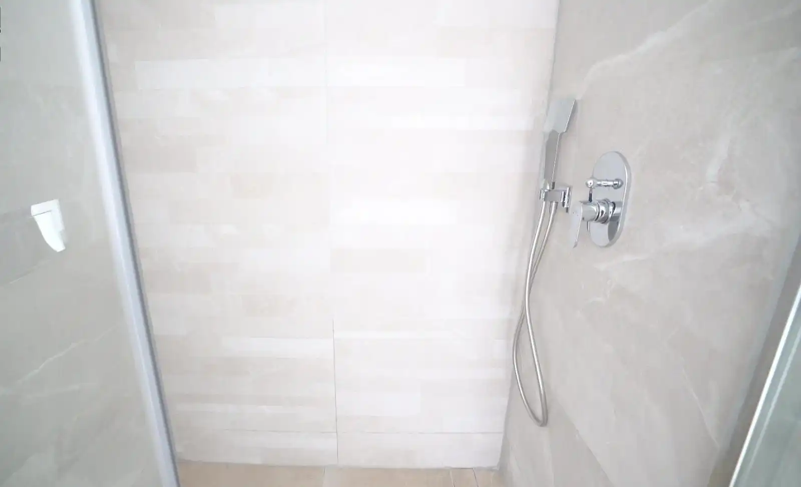 Bathroom of Houses for sale in Finestrat  with Air Conditioner, Terrace and Swimming Pool