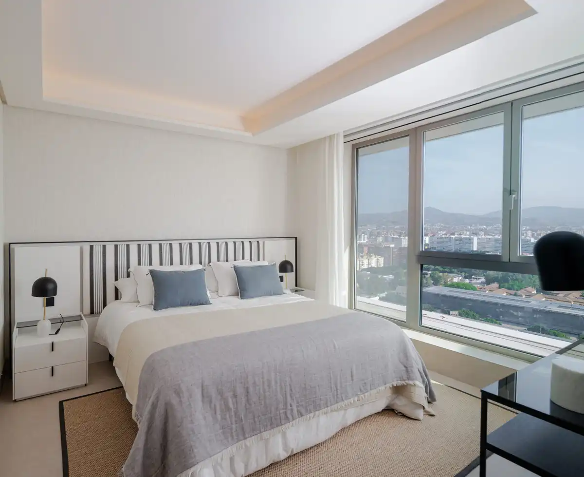 Dormitori de Àtic en venda en Málaga amb Aire condicionat, Jardí privat i Terrassa