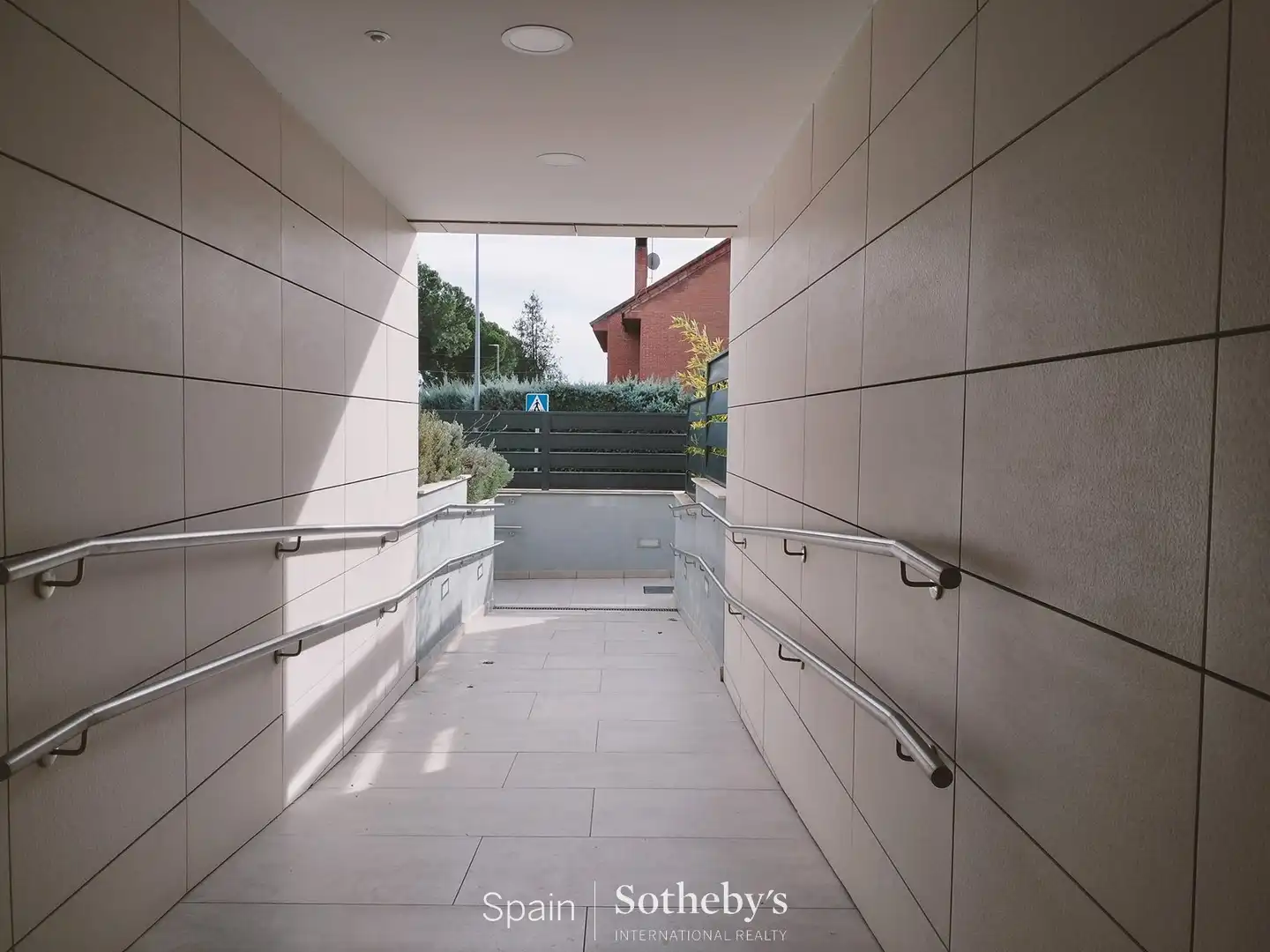 Apartamento en venta en Las Rozas de Madrid con Aire acondicionado, Calefacción y Jardín privado