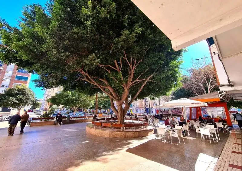 Terraza de Piso en venta en Málaga con Aire acondicionado, Calefacción y Horno