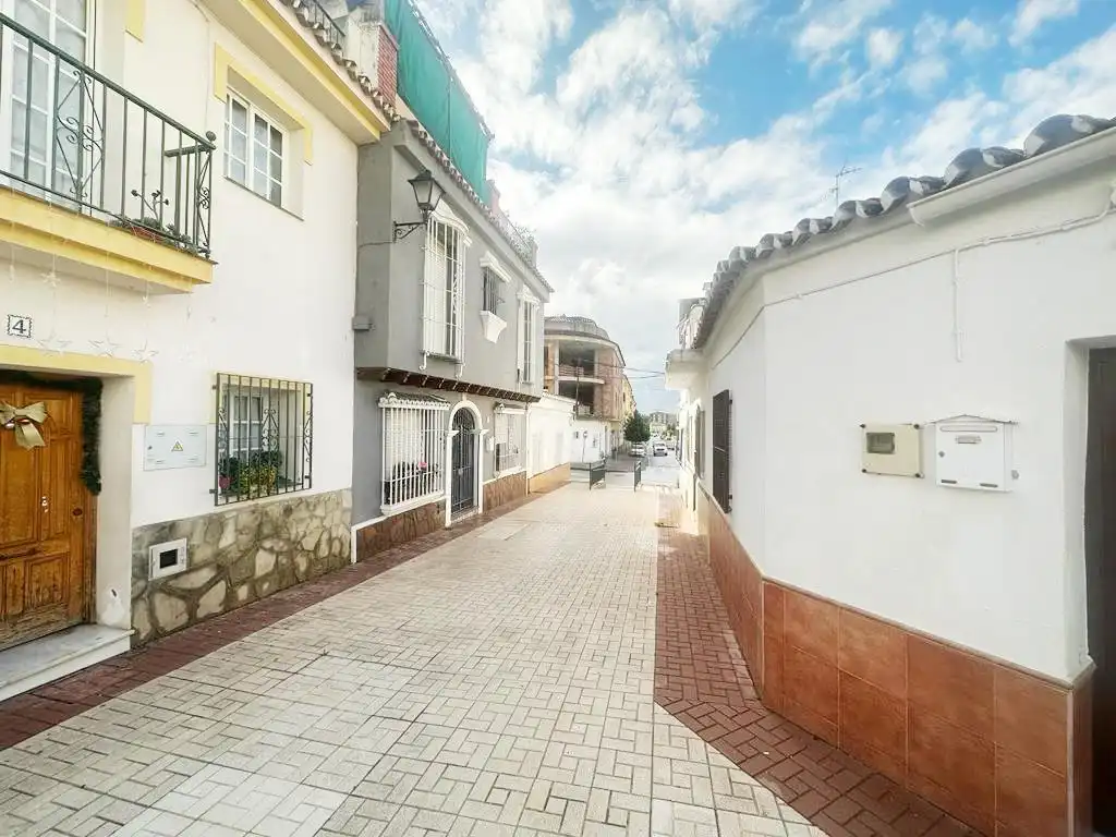 Casa adosada en venda a Calle Barrio de Barcelona, 1, Norte - Barrio del Pilar - El Reñidero
