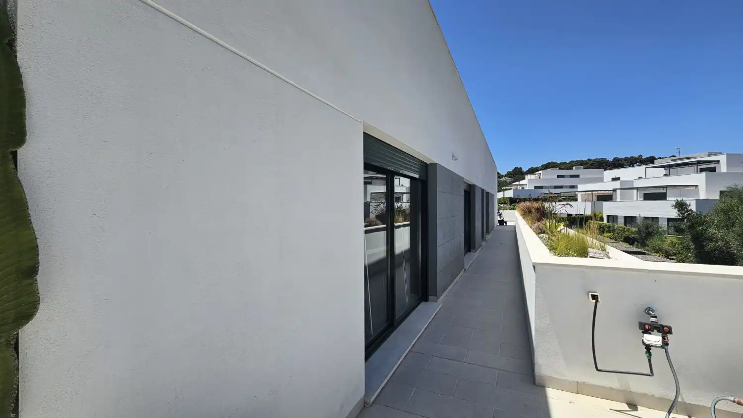 Vista exterior de Apartament de lloguer en Sotogrande amb Aire condicionat, Calefacció i Terrassa
