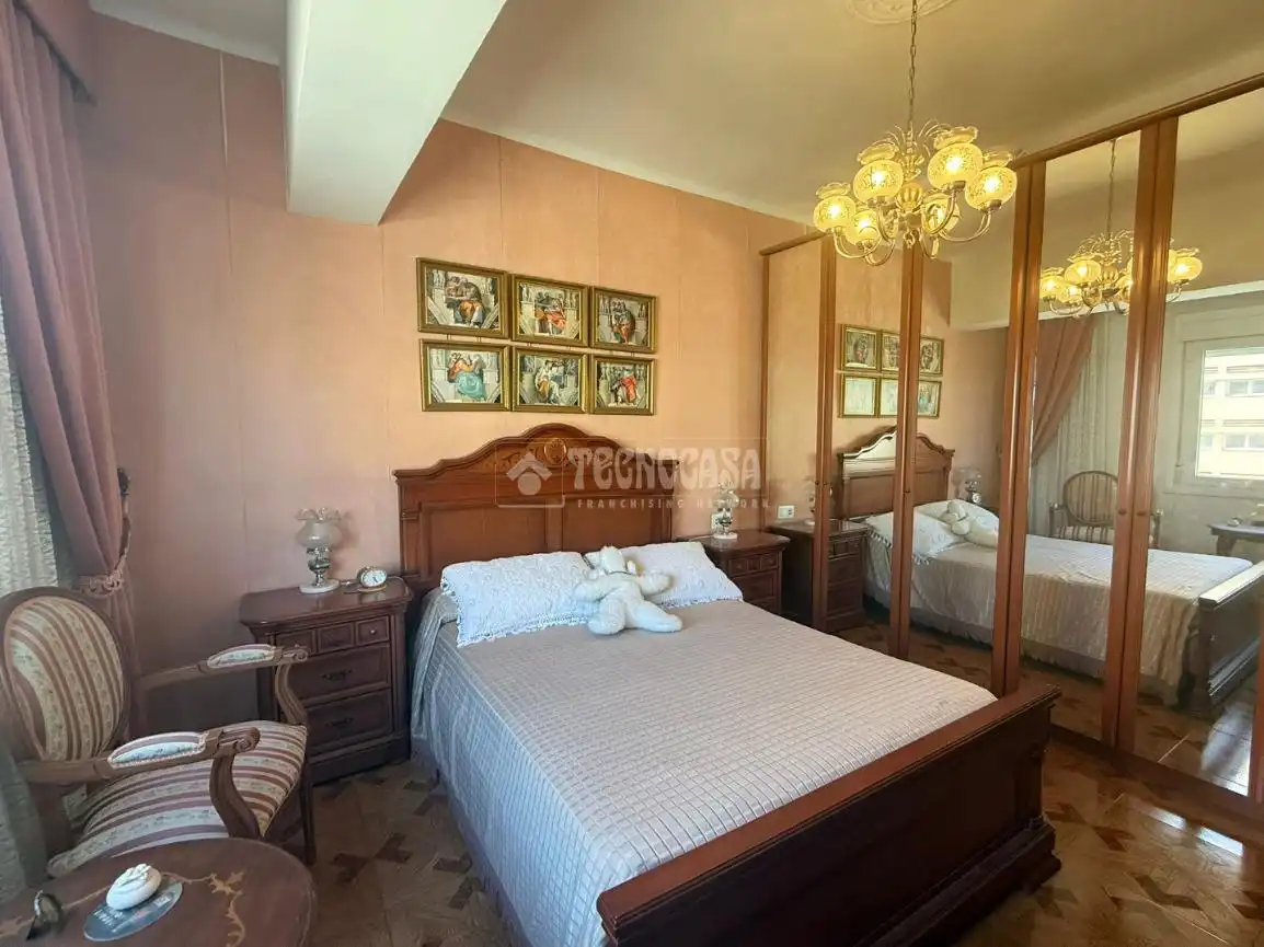 Habitación de Piso en venta en Alicante / Alacant con Balcón