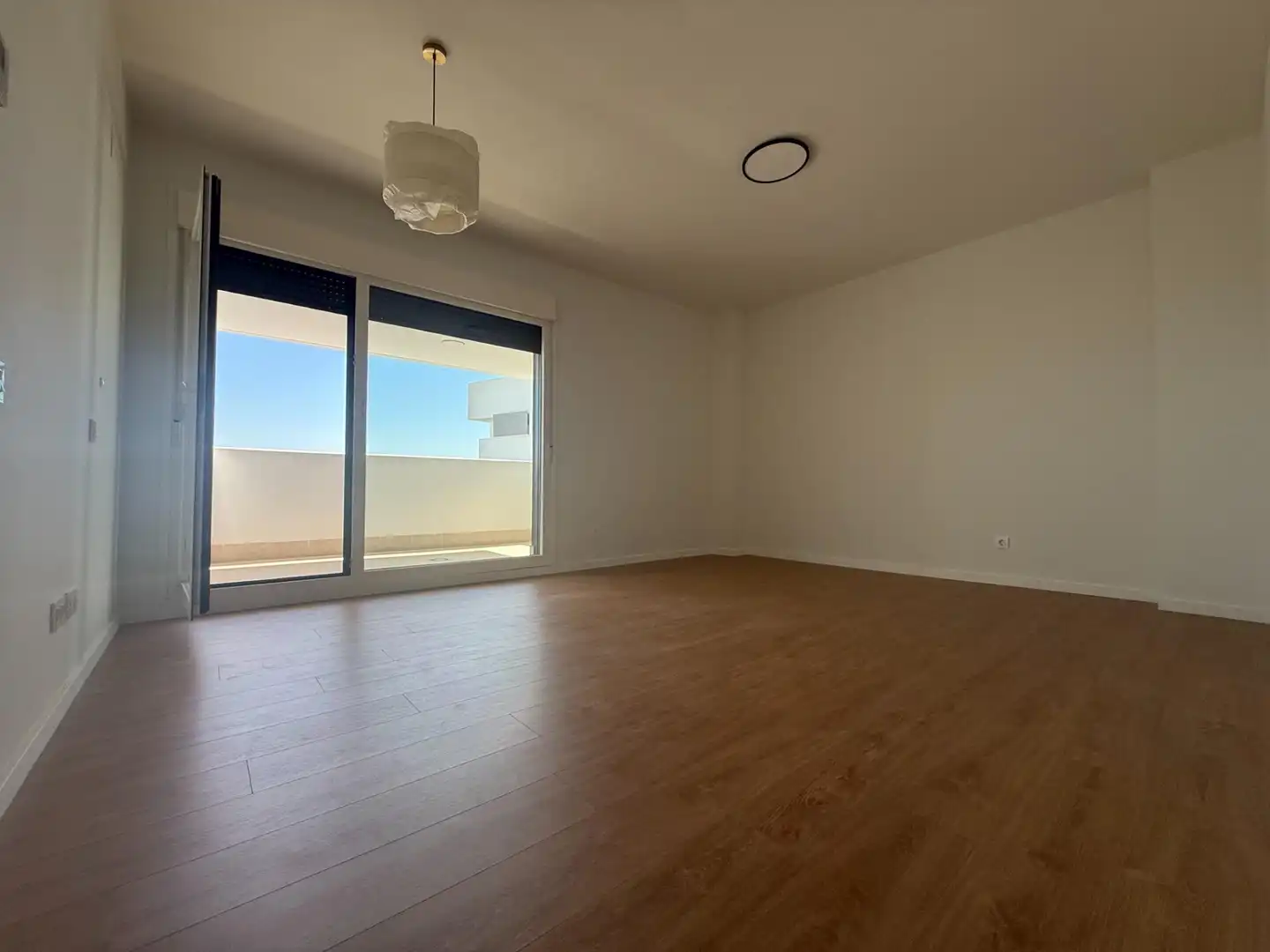 Wohnzimmer von Wohnung zur Miete in Sevilla mit Klimaanlage