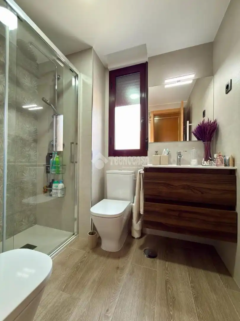 Bathroom of Houses for sale in Valdemoro  with Terrace, Storage room and Swimming Pool
