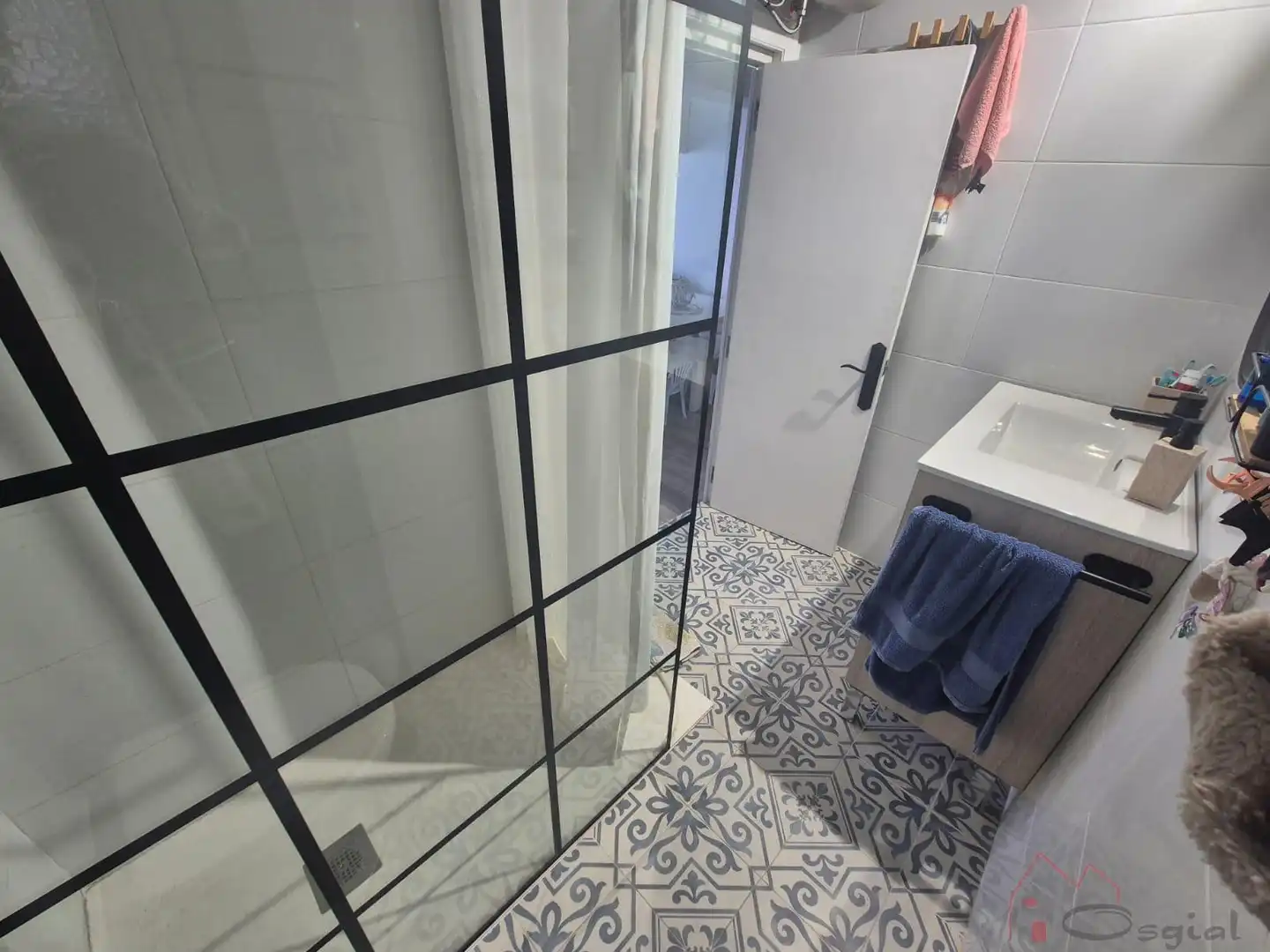 Bathroom of Apartments for sale in Sueca  with Terrace, Storage room and Furnished