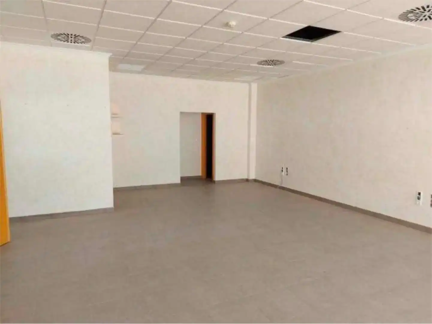 Fabrikhallen zur Miete in Finestrat