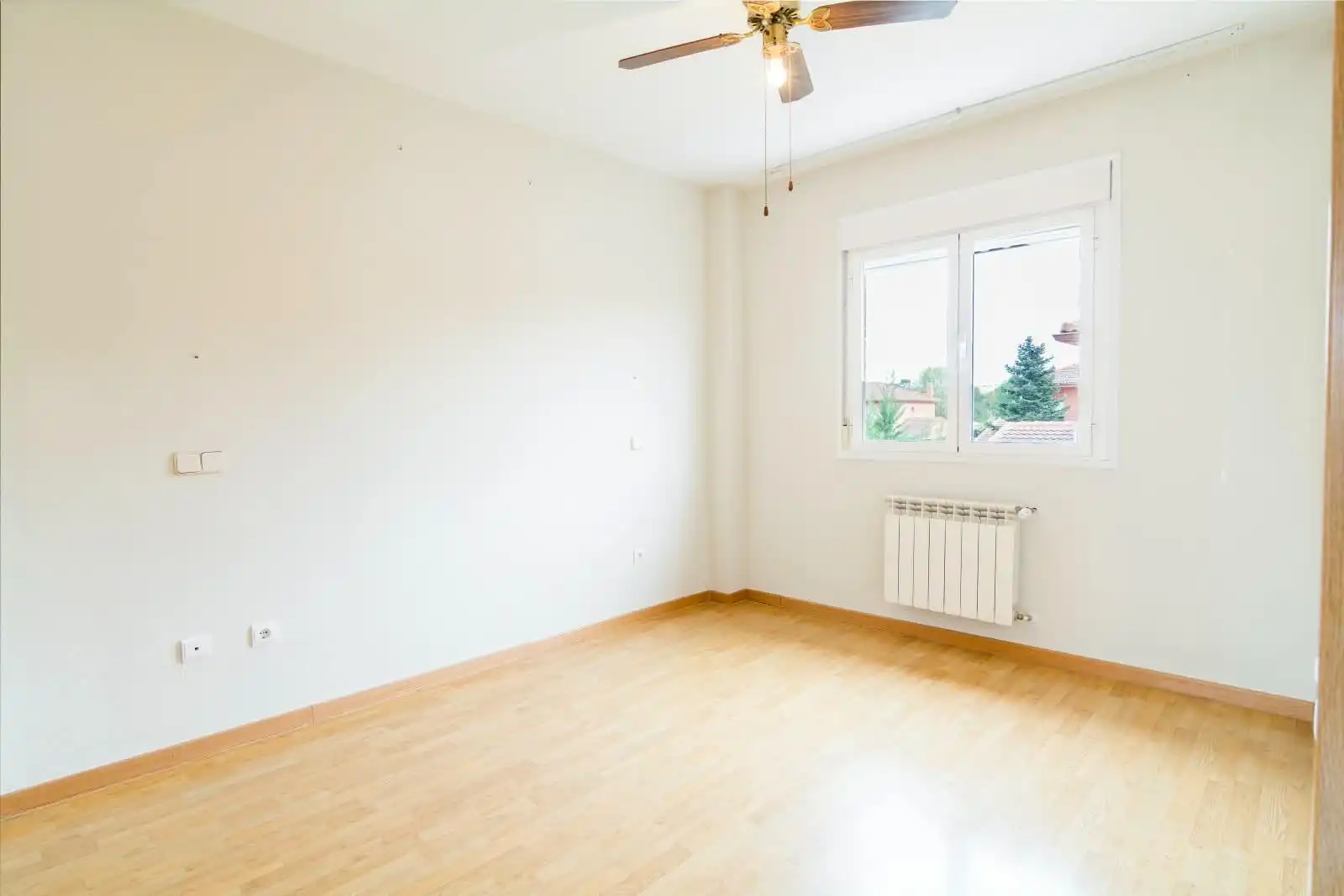 Semi-detached house for sale in Calle PINTOR JOAQUIN SOROLLA, imagen 6