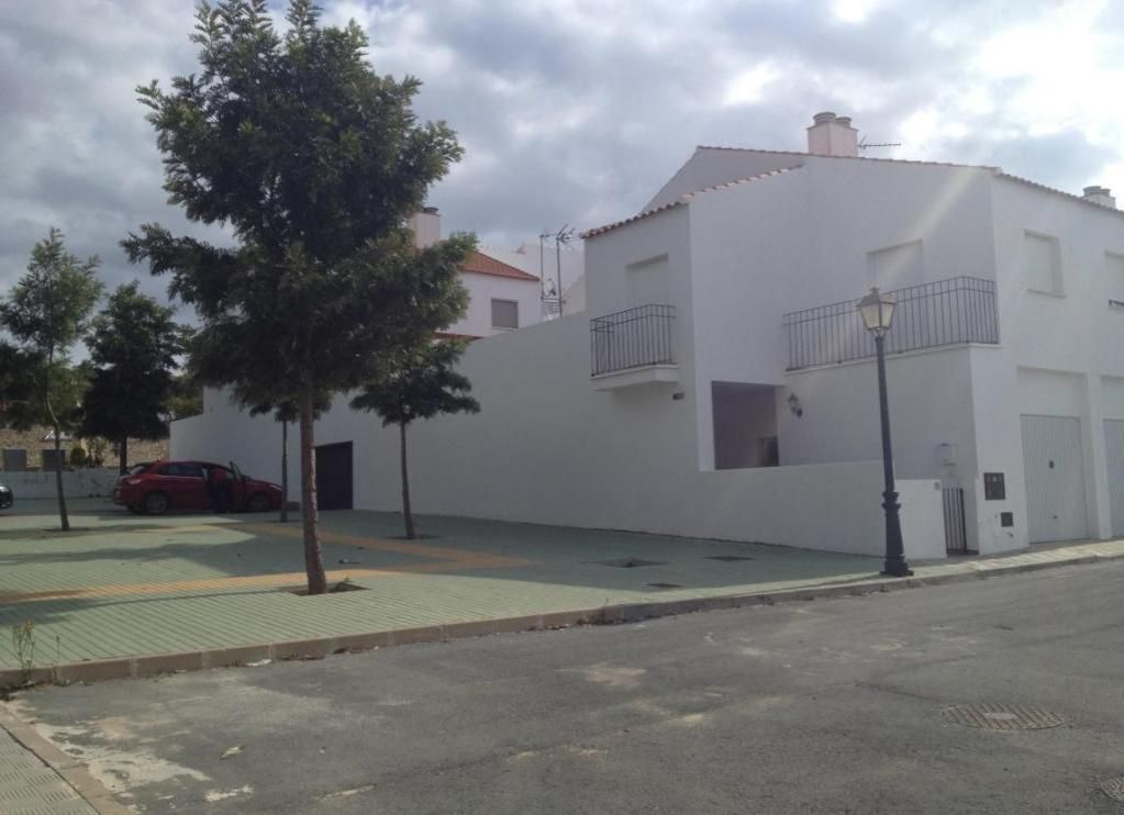 Exterior view of Garage for sale in Palos de la Frontera