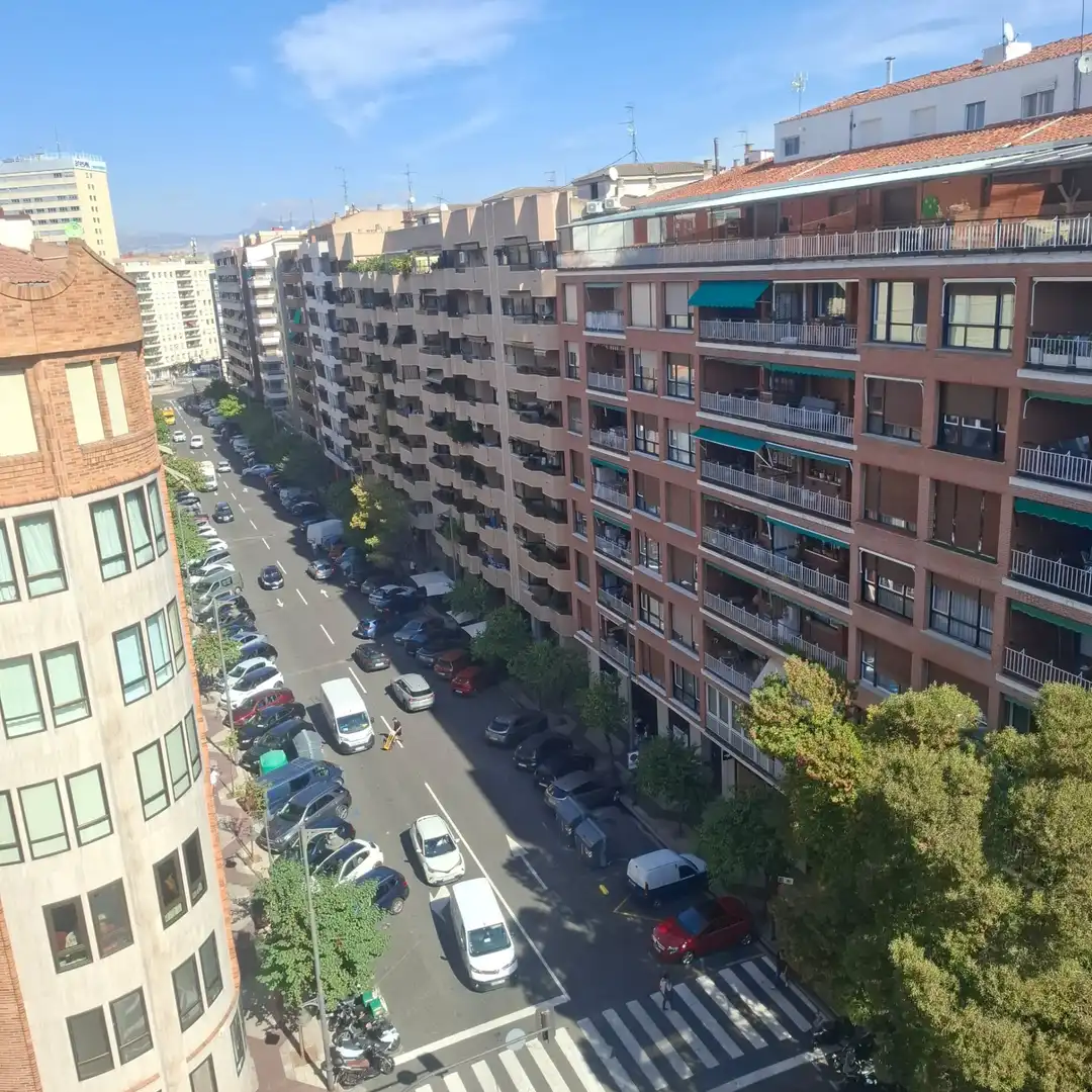Pis amb terrassa en venda a Calle San Antón 32