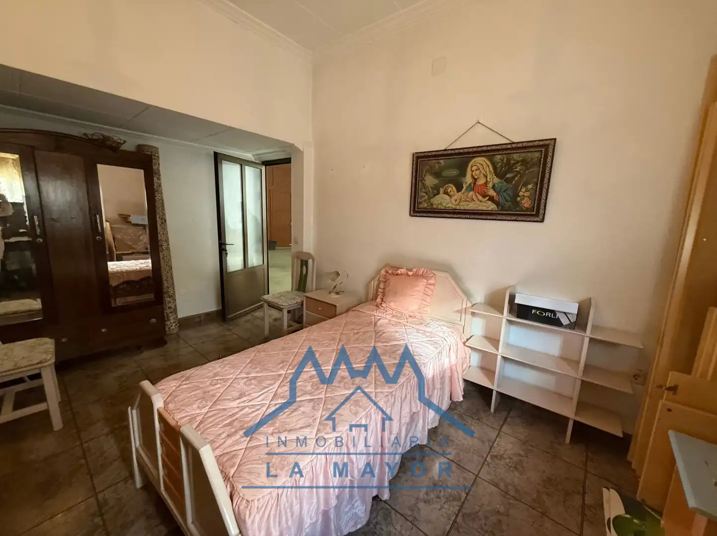 Dormitori de Casa o xalet en venda en Almagro amb Jardí privat, Terrassa i Traster